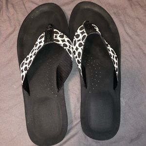 Women’s Coach flip flops